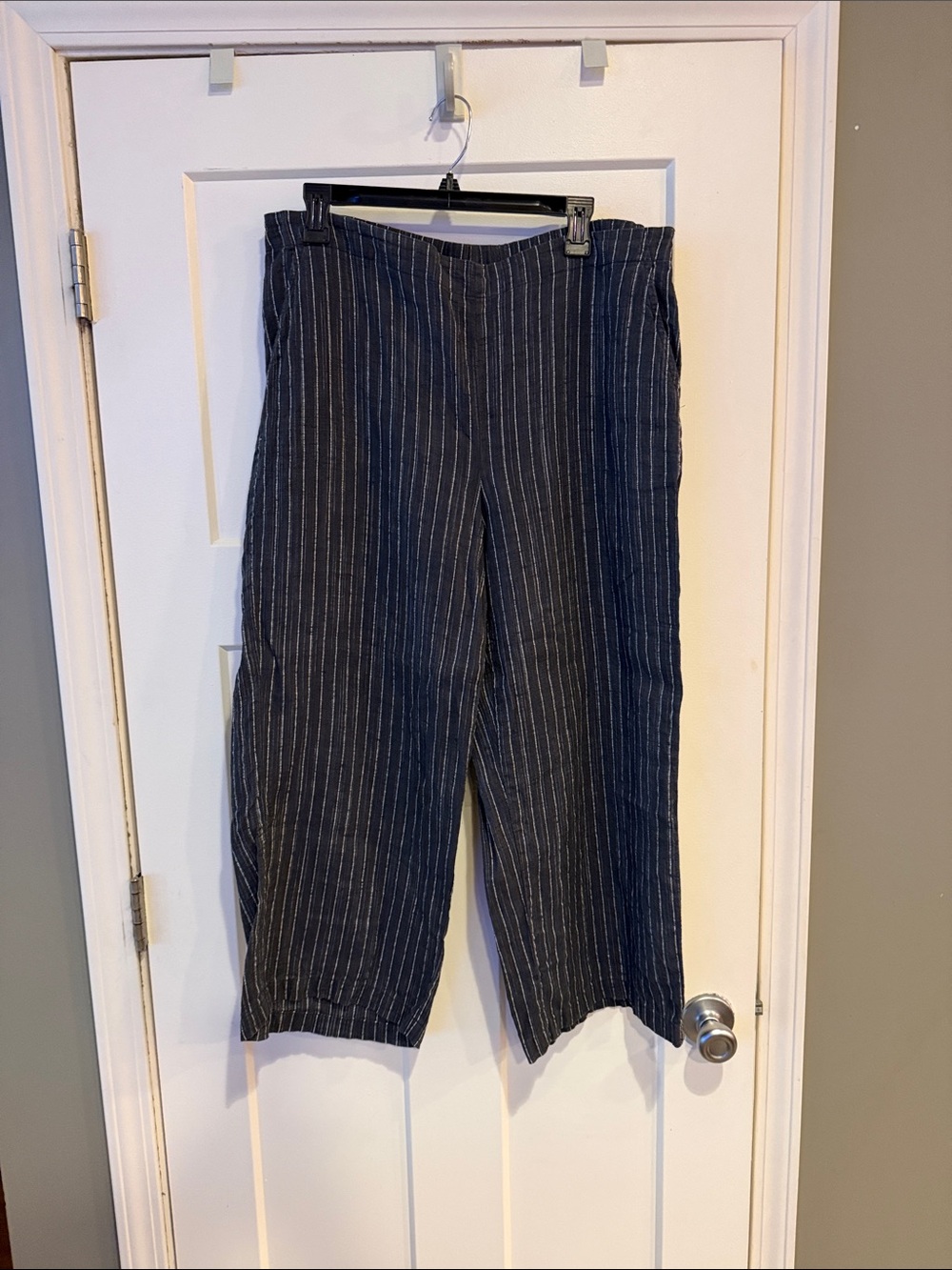 Eileen Fisher Grey Pinstripe Capris